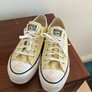 light / canary yellow converse women’s size 7.5 with platform